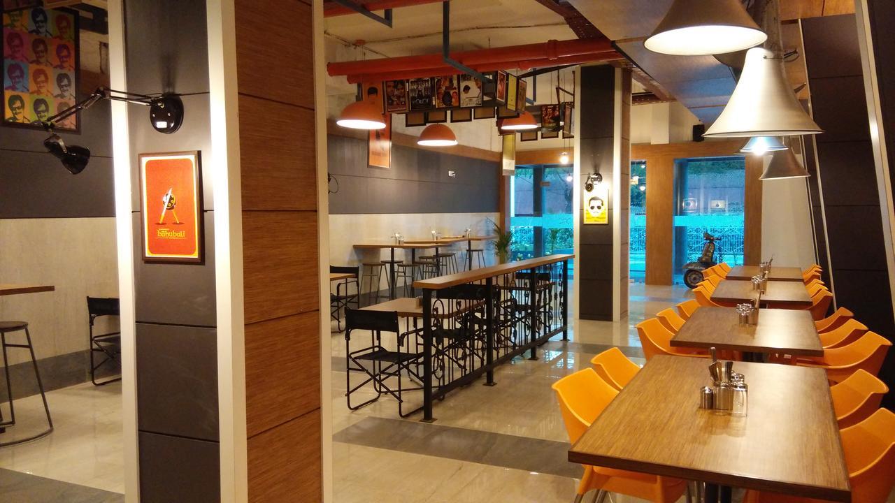 Max Hotels ג'אבלפור מראה חיצוני תמונה