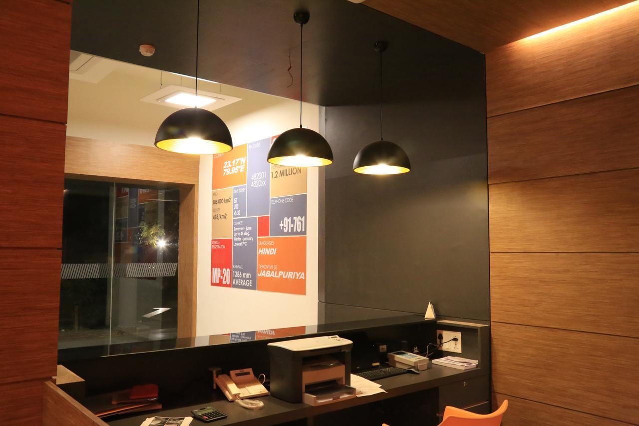 Max Hotels ג'אבלפור מראה חיצוני תמונה