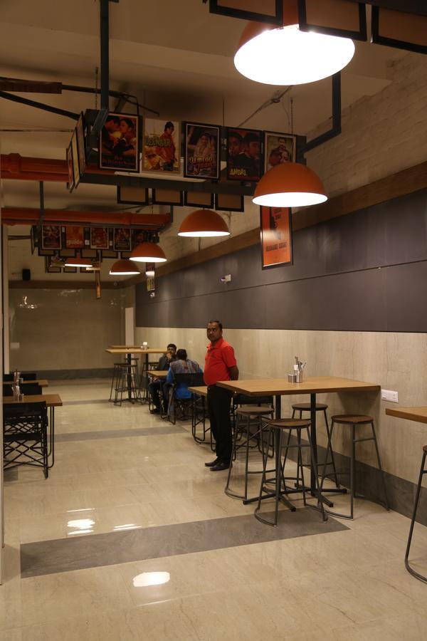 Max Hotels ג'אבלפור מראה חיצוני תמונה