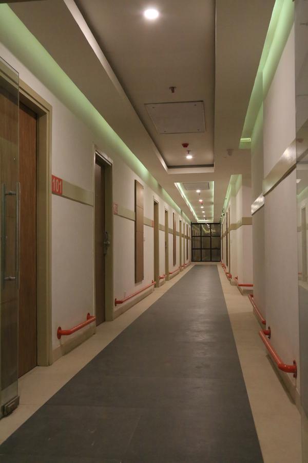 Max Hotels ג'אבלפור מראה חיצוני תמונה